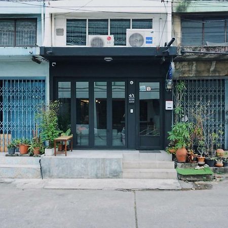 Need Sleep Hostel Bangkok Luaran gambar