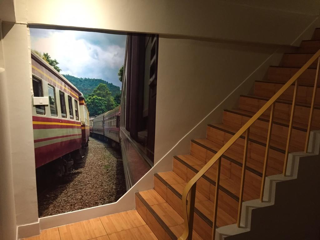 Need Sleep Hostel Bangkok Luaran gambar