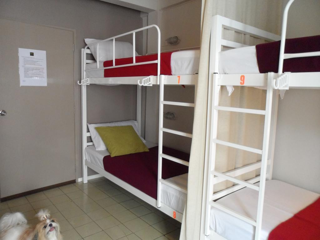 Need Sleep Hostel Bangkok Luaran gambar