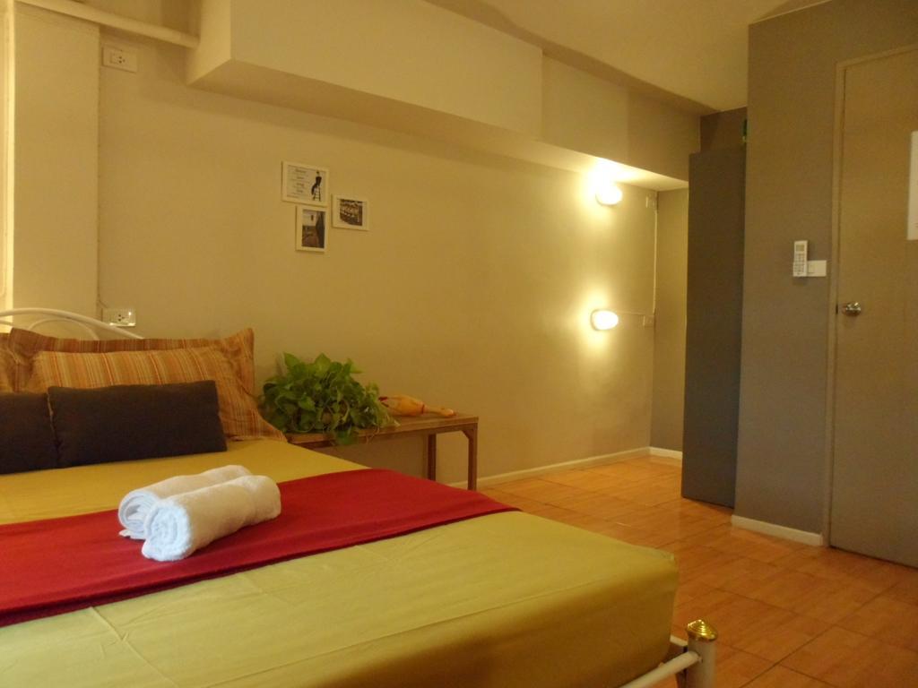 Need Sleep Hostel Bangkok Luaran gambar