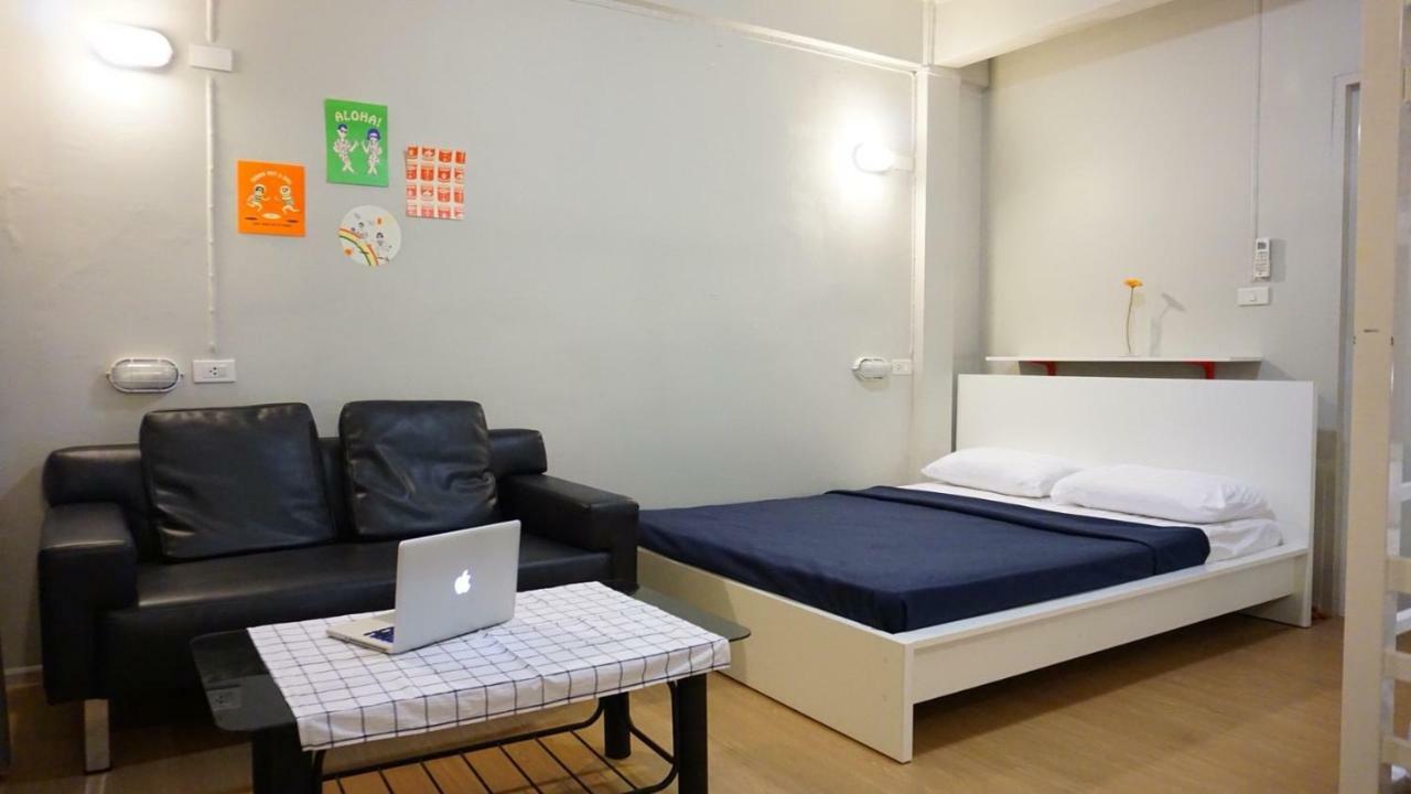 Need Sleep Hostel Bangkok Luaran gambar