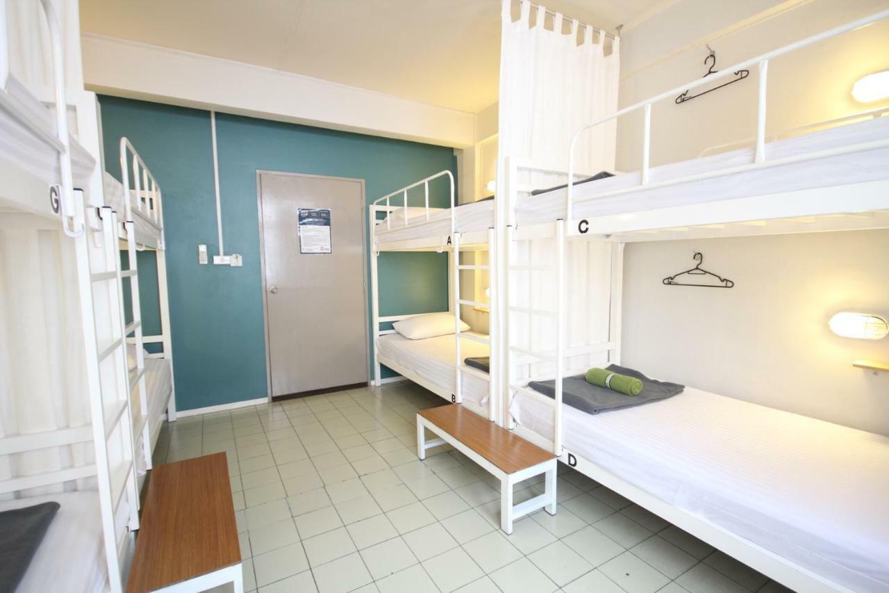 Need Sleep Hostel Bangkok Luaran gambar