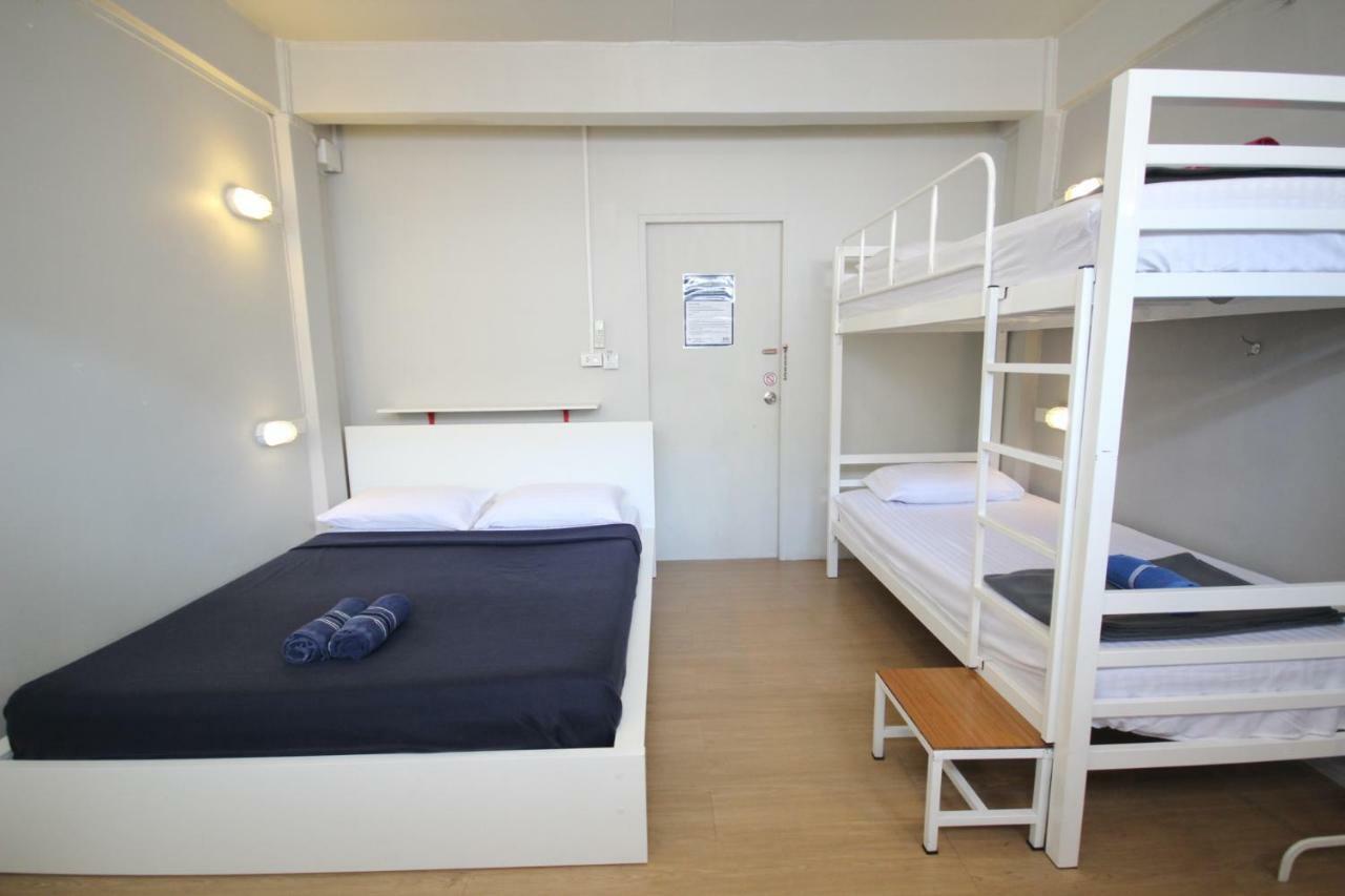 Need Sleep Hostel Bangkok Luaran gambar
